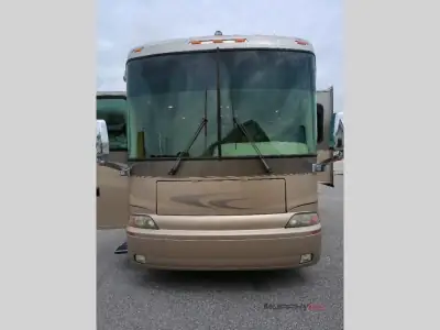 2005 Newmar Dutch Star 4009 photo 2