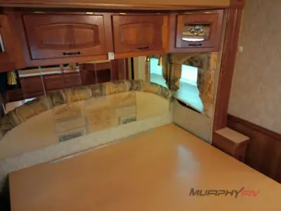 2005 Newmar Dutch Star 4009 photo 34