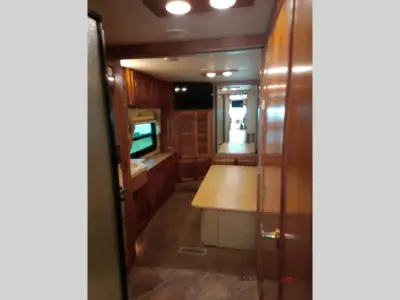 2005 Newmar Dutch Star 4009 photo 29