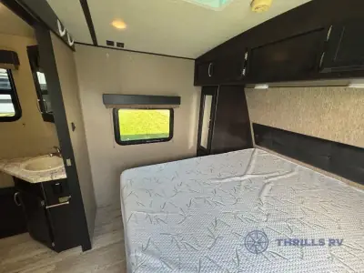2018 Grand Design Imagine 3170BH photo 23