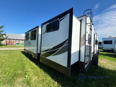 2018 Grand Design Imagine 3170BH photo 7