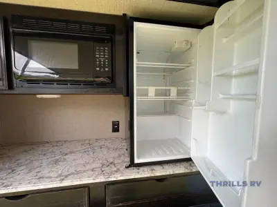 2018 Grand Design Imagine 3170BH photo 38