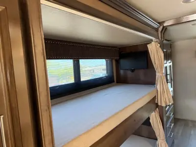 2020 Entegra Coach ACCOLADE 37L photo 15