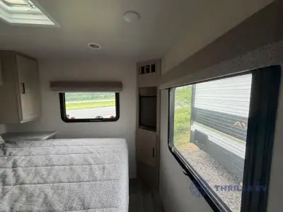 2023 Forest River Flagstaff Micro Lite 25FKS photo 18