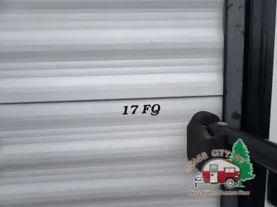2016 Coachmen Clipper Ultra-Lite 17FQ photo 8