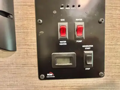2020 Winnebago Intent 28Y photo 31