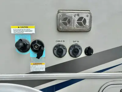 2020 Winnebago Intent 28Y photo 38