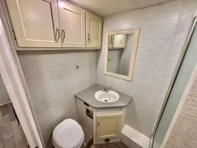 2020 Winnebago Intent 28Y photo 16