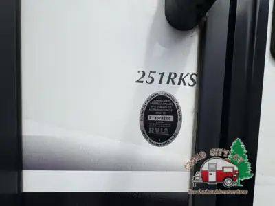 2018 Forest River Surveyor 251RKS photo 10
