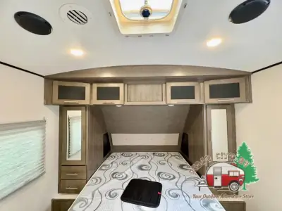 2018 Forest River Surveyor 251RKS photo 29