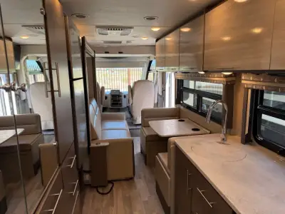2023 Thor Motor Coach VEGAS 24 3 photo 6