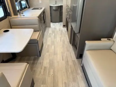 2023 Thor Motor Coach VEGAS 24 3 photo 21