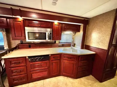 2013 Forest River BERKSHIRE M-390RB photo 19