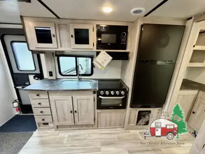 2023 Coachmen Northern Spirit XTR 2145RBX photo 18