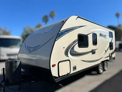 2017 Keystone BULLET ULTRA LITE 202 BHSWE photo 3