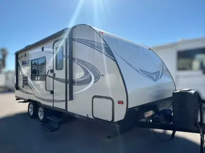 2017 Keystone BULLET ULTRA LITE 202 BHSWE photo 9
