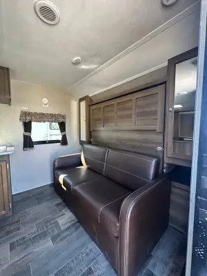 2017 Keystone BULLET ULTRA LITE 202 BHSWE photo 17