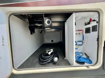 2020 Cedar Creek By Forest River Silverback Fifth Wheel 31IK photo 4