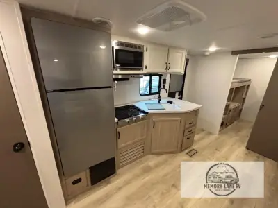 2027 Coachmen COACHMEN Clipper 292TB photo 15