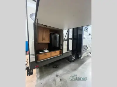 2017 Crossroads Sunset Trail Grand Reserve ST26BB photo 12