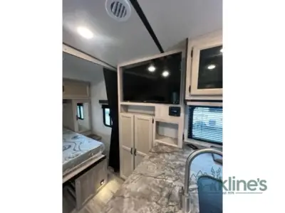 2021 Coachmen Spirit Ultra Lite 1943RB photo 14