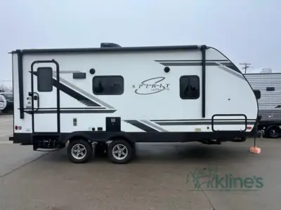 2021 Coachmen Spirit Ultra Lite 1943RB photo 5