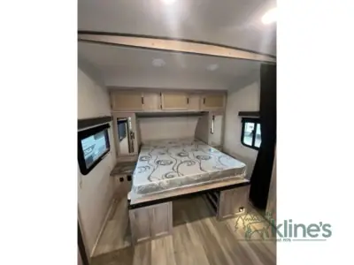 2021 Coachmen Spirit Ultra Lite 1943RB photo 13