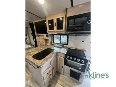 2021 Coachmen Spirit Ultra Lite 1943RB photo 8