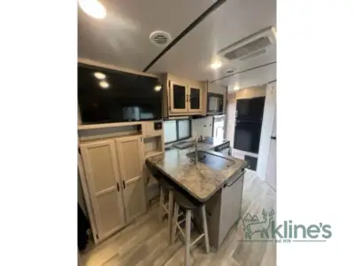 2021 Coachmen Spirit Ultra Lite 1943RB photo 9