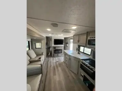 2024 Coachmen Catalina Legacy Edition 243RBS photo 13