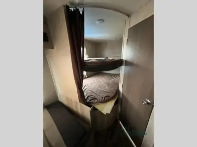 2019 Coachmen Catalina SBX 261BH photo 12