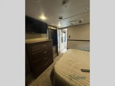 2017 Grand Design Solitude 377MB photo 21