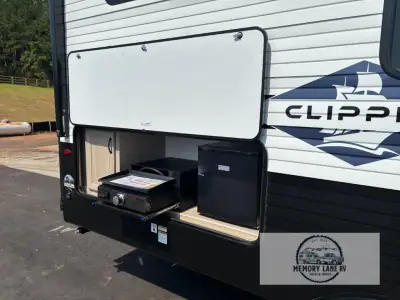 2027 Coachmen COACHMEN RV CLIPPER 26BH photo 6
