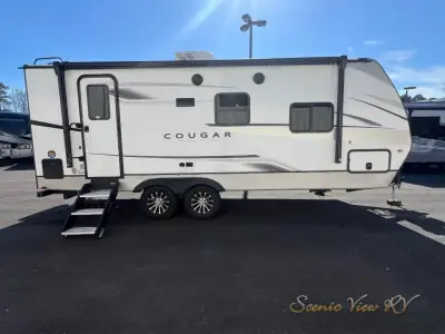 2024 Keystone Cougar Half-Ton 22RBS photo 5