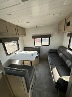 2023 Forest River SALEM CRUISE LITE 208RDFS photo 15