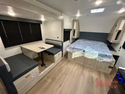 2026 East To West Acclaim 2350BH photo 12