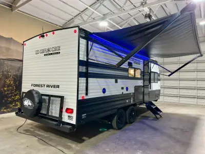2027 Forest River Cherokee Grey Wolf 21AB photo 38