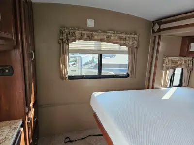 2016 Keystone Outback 324CG photo 25