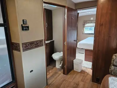 2016 Keystone Outback 324CG photo 21