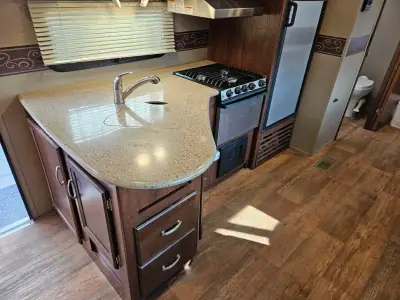 2016 Keystone Outback 324CG photo 17