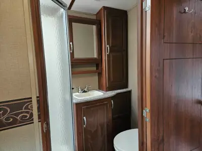 2016 Keystone Outback 324CG photo 23