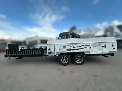 2015 Forest River ROCKWOOD FREEDOM 282XRT photo 9