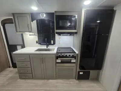 2027 Keystone HIDEOUT 288BRS photo 17