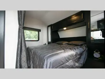 2022 Forest River Cherokee Grey Wolf 20RDSE photo 4
