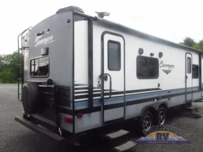 2017 Forest River Surveyor 264RKS photo 5