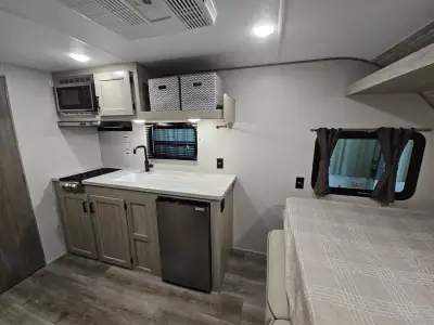 2025 Coachmen Catalina 154RBX photo 15