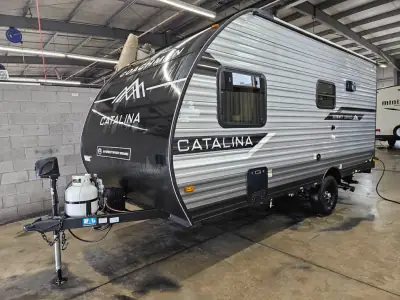 2025 Coachmen Catalina 154RBX photo 3