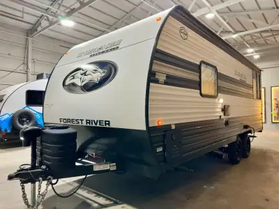 2027 Forest River Cherokee Grey Wolf 20RDSE photo 33