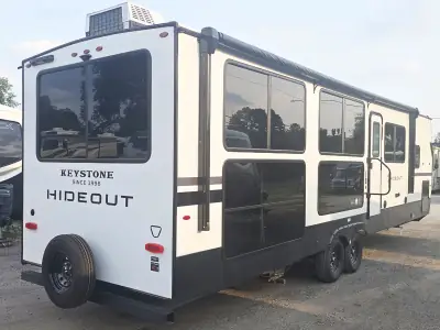 2027 Keystone HIDEOUT 31SUNROOM photo 7