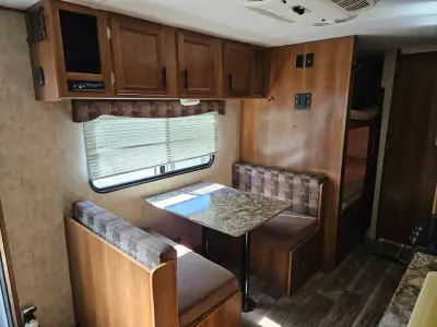 2016 Prime Time Avenger 26BB photo 17
